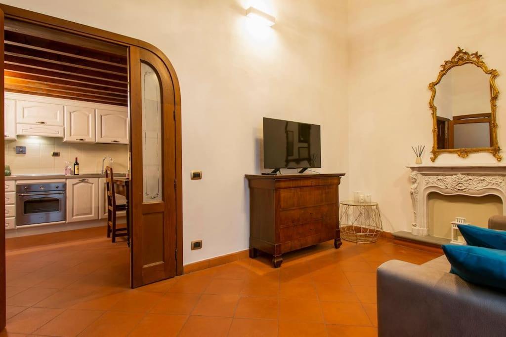 Ferienwohnung Demedici Apt W/ 2Br 1' Walk Uffizi & Ponte Vecchio Florenz Exterior foto